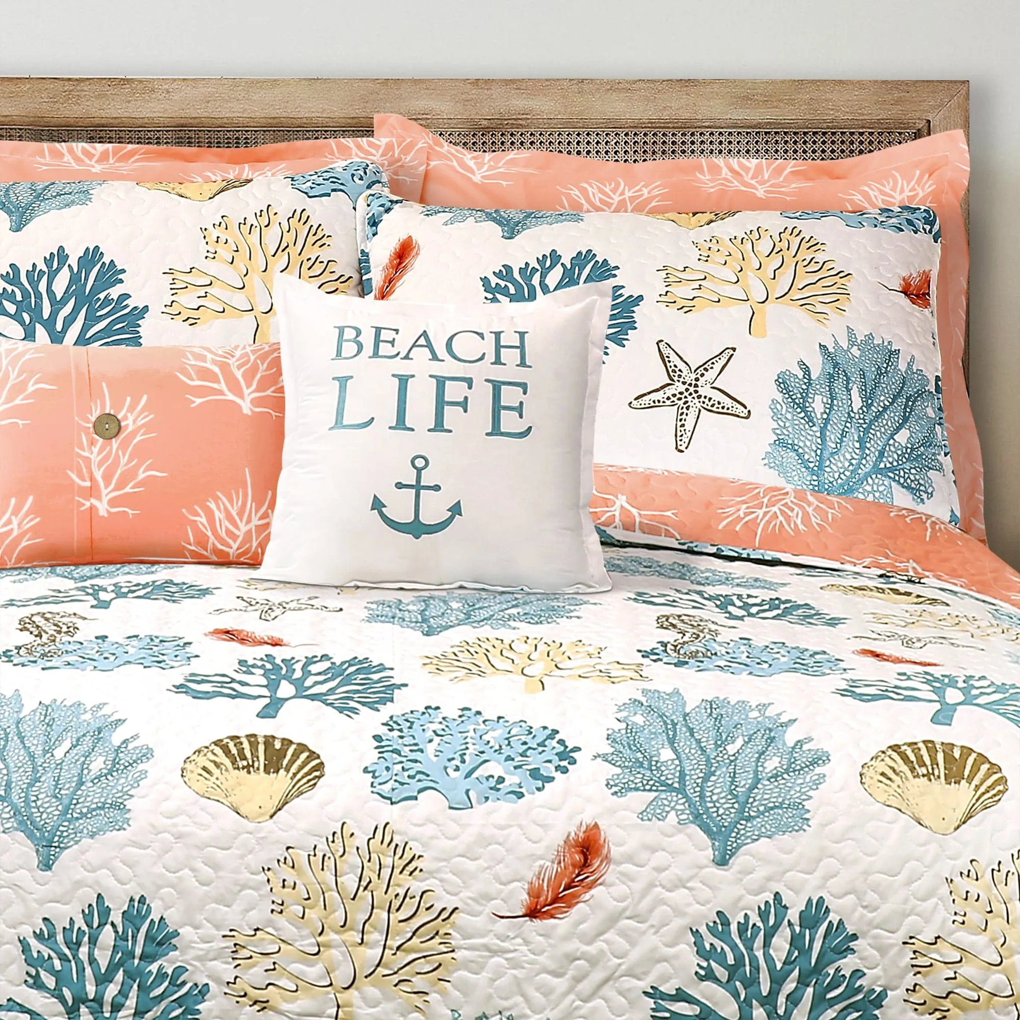 Coastal Reef Feather Reversible Quilt Set