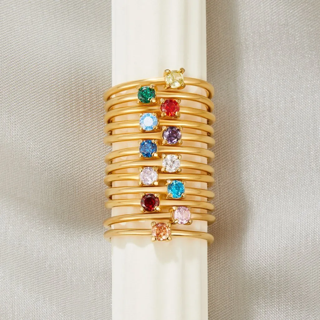 February Birthstone 18K Gold Ring