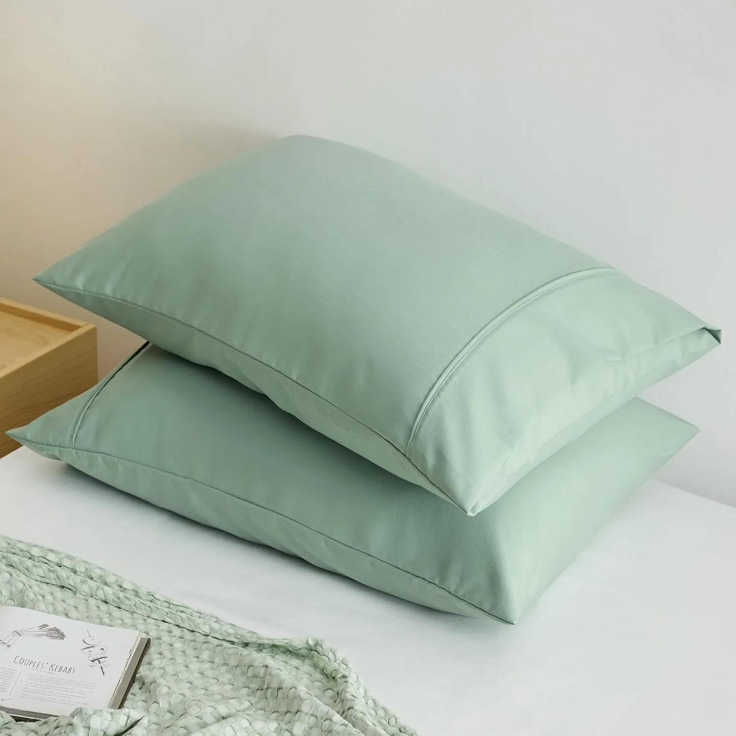 Pillowcase Polyester and Rayon Derived from Bamboo Blend