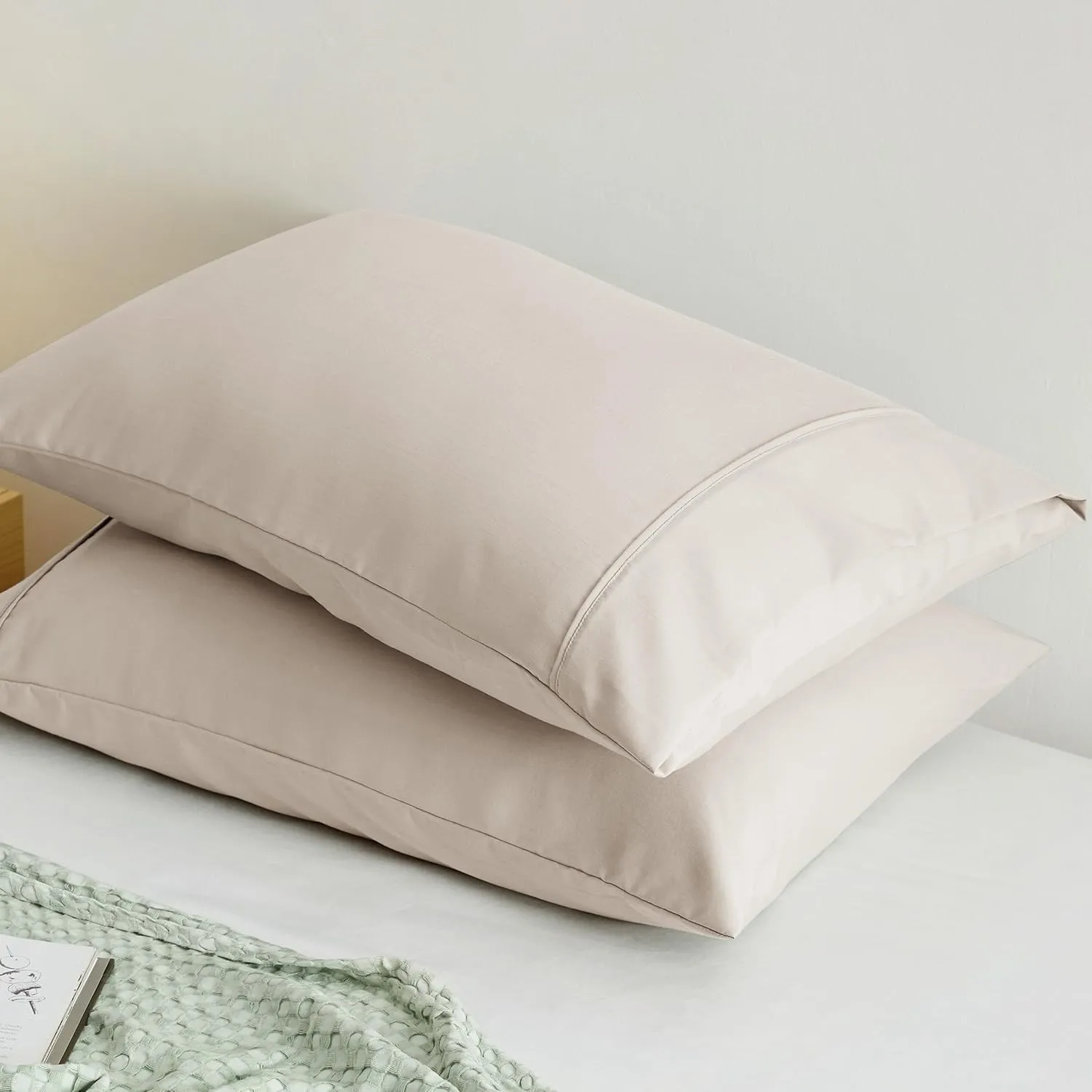 Pillowcase Polyester and Rayon Derived from Bamboo Blend