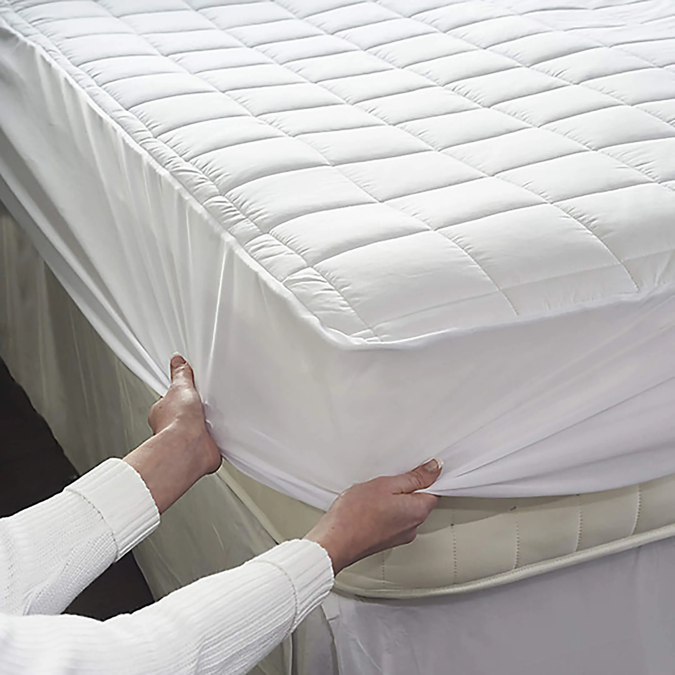 Quilted Mattress Protector Fitted (Non Waterproof)