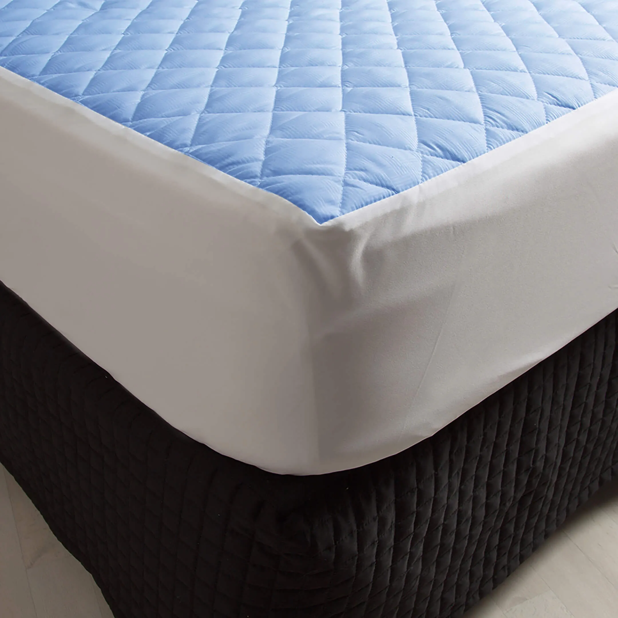 Waterproof Quilted Mattress Protectors Fitted